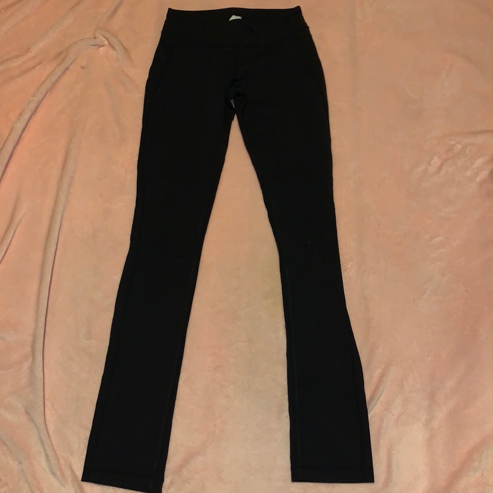 Black 28” Lululemon leggings